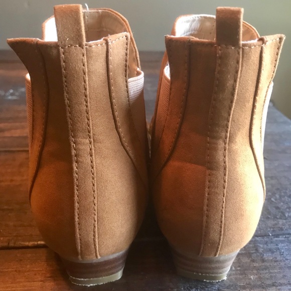 Plume BY FARYLROBIN Women’s Shoes - Picture 4 of 8